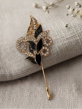 Da Vinci Vintage Rhinestone Black Enamel Hat Pin Brooch